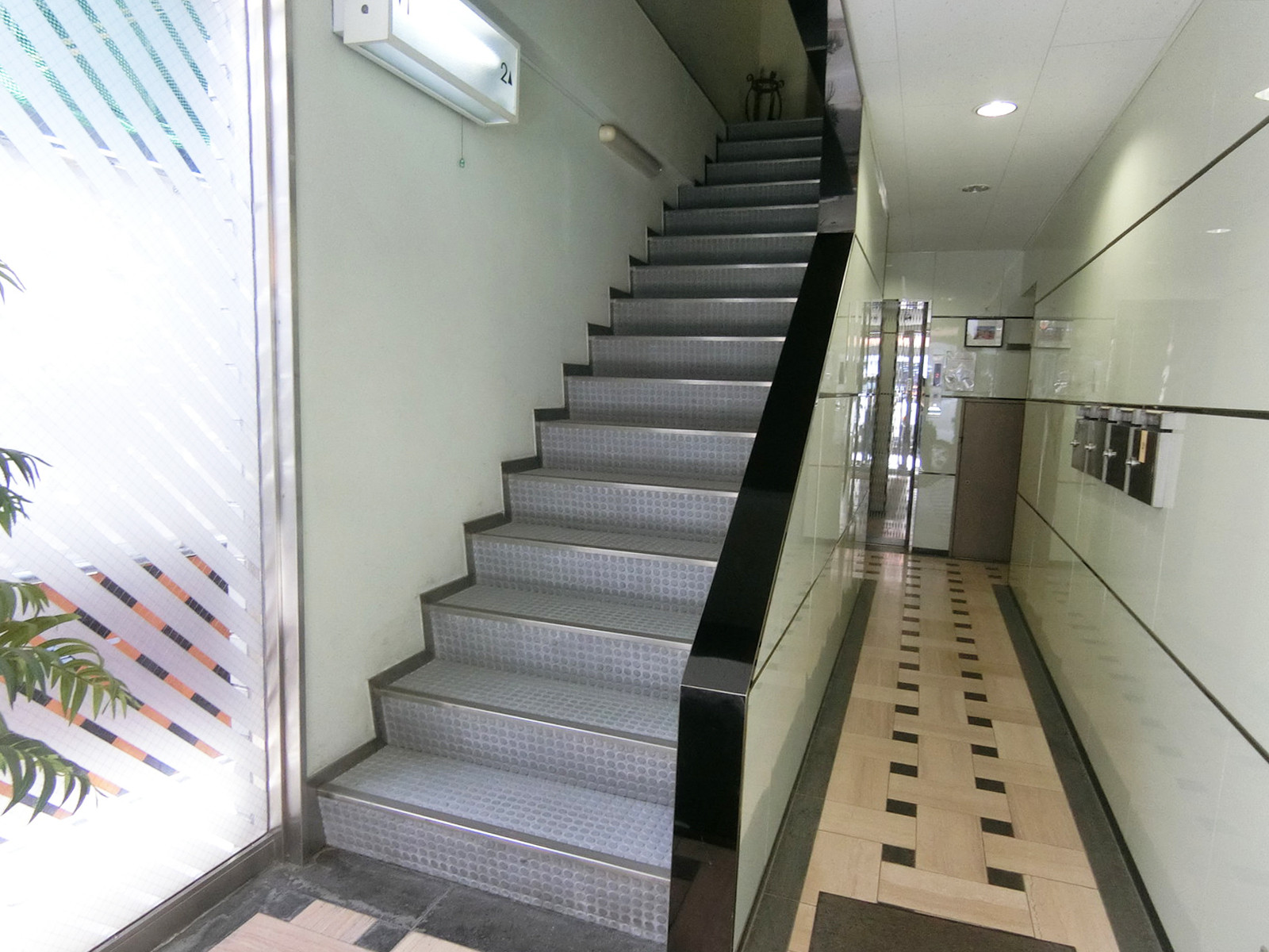 内階段