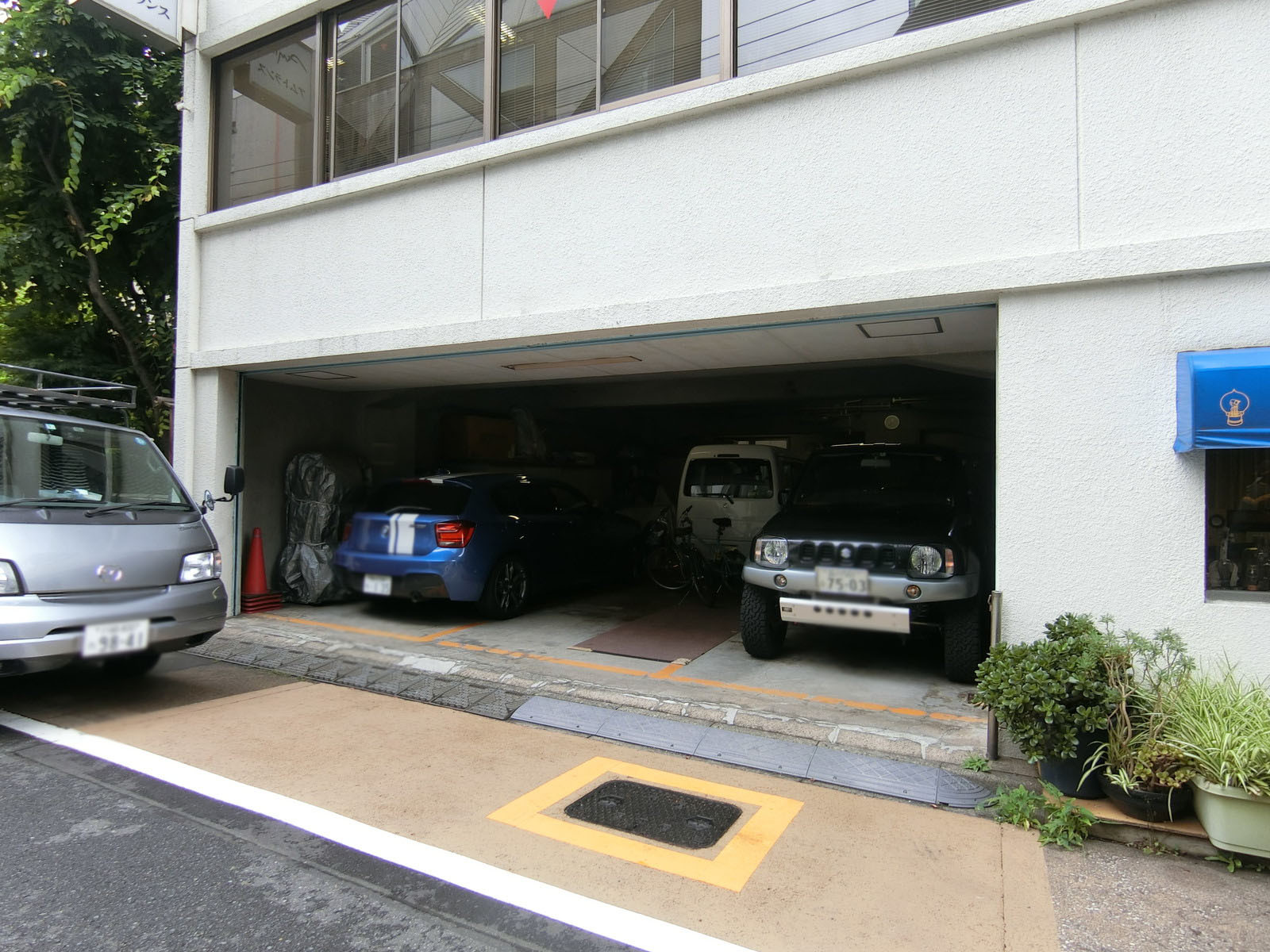 駐車スペース