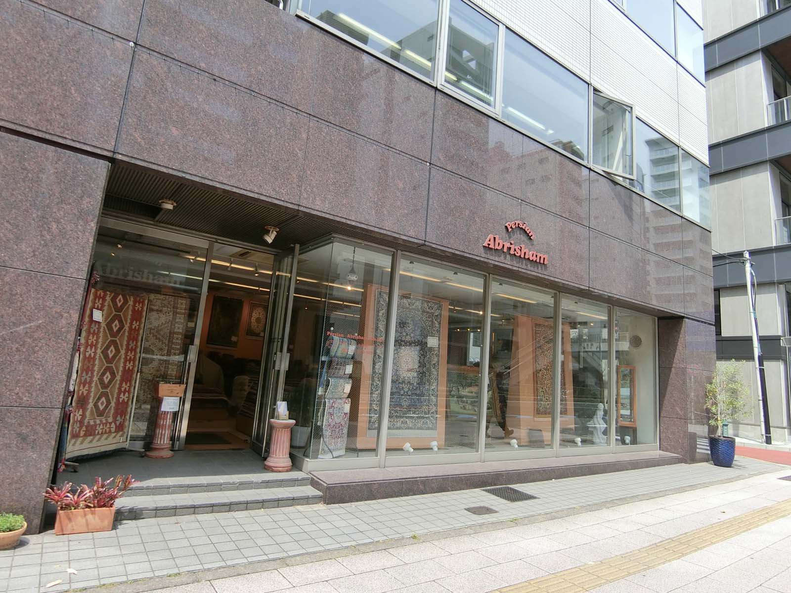 1階テナントの様子