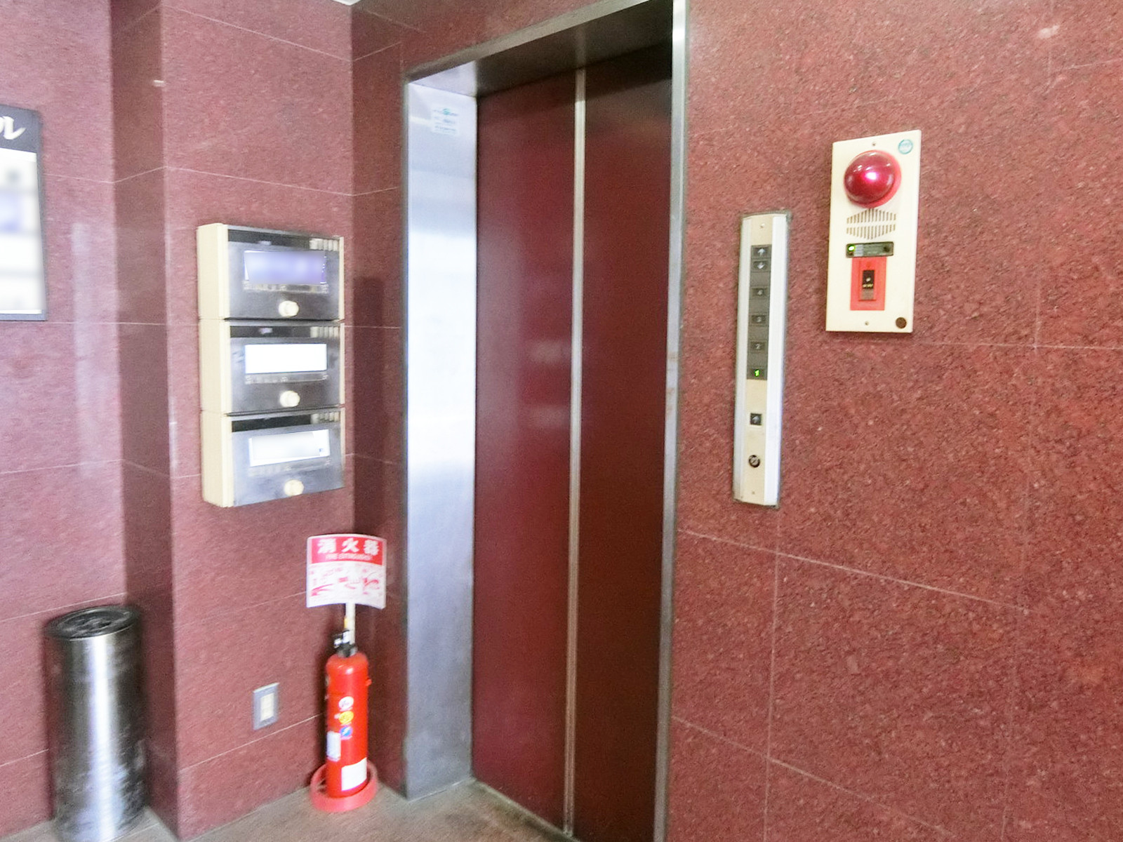 エレベーター(1基)