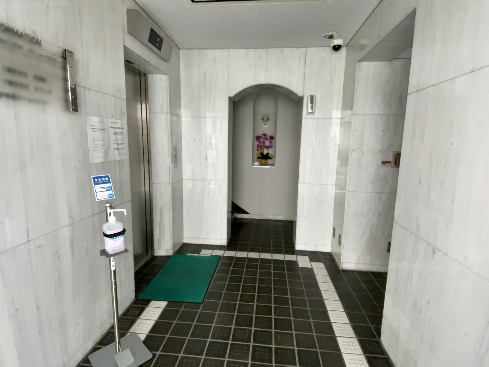 エントランス