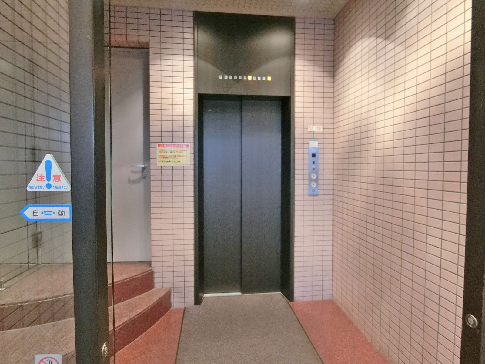 エレベーター