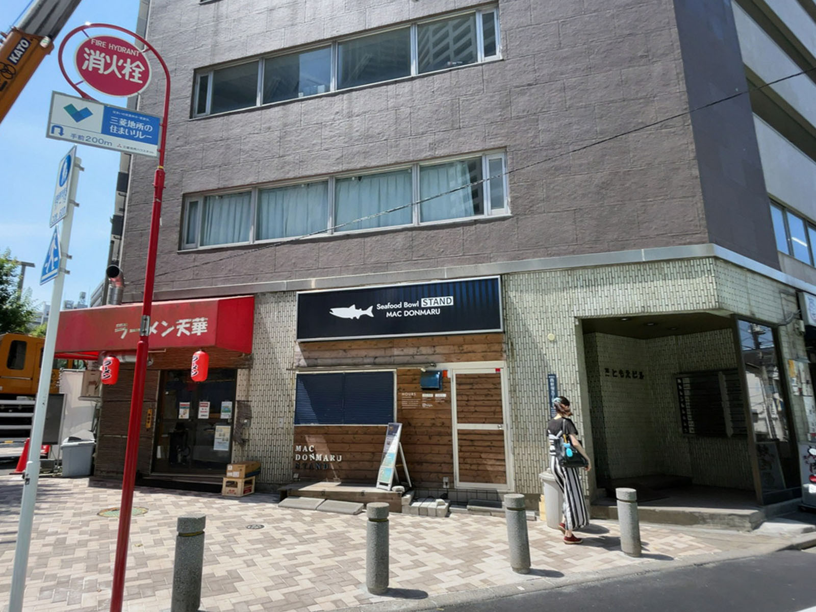 1階飲食店の様子