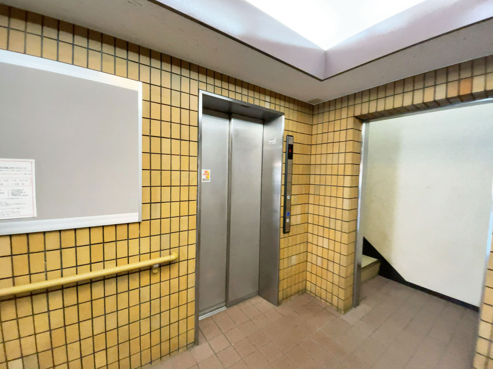 エレベーター