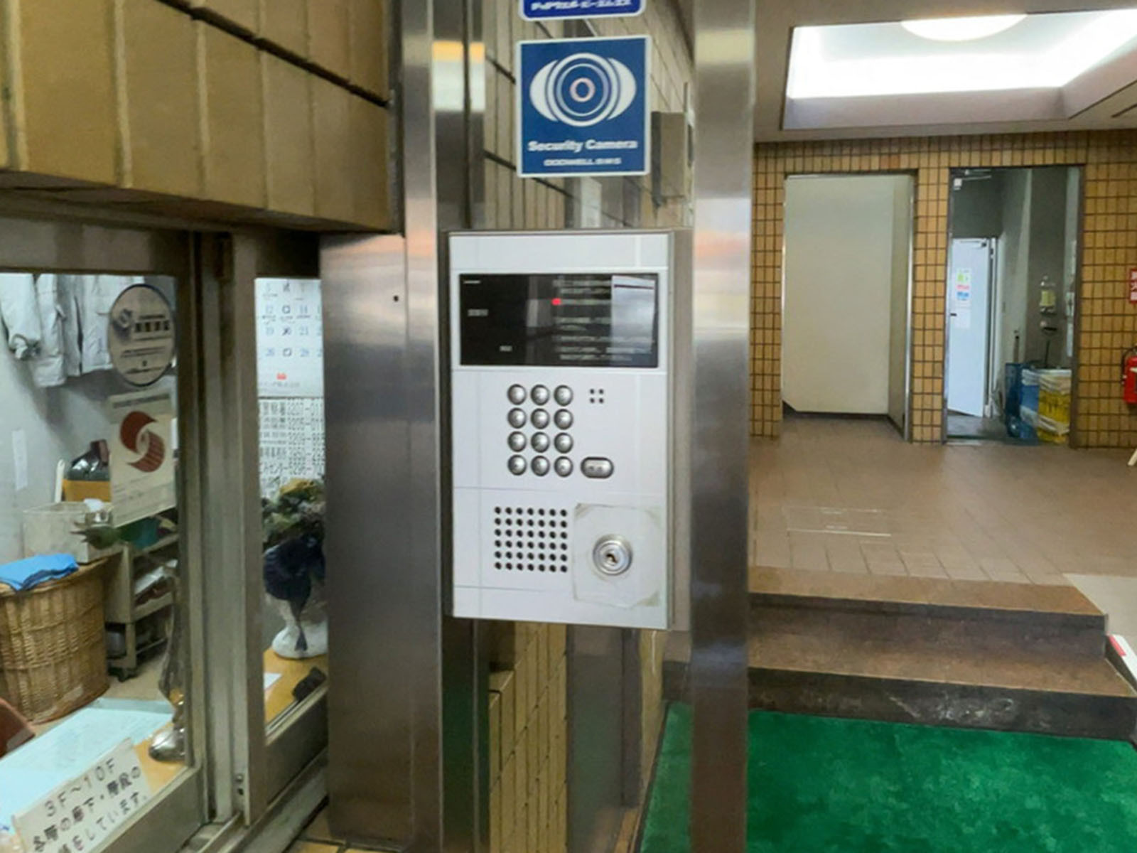 インターホン