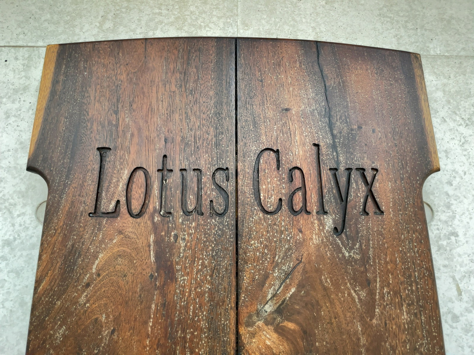 ネームプレート：Lotus Calyx
