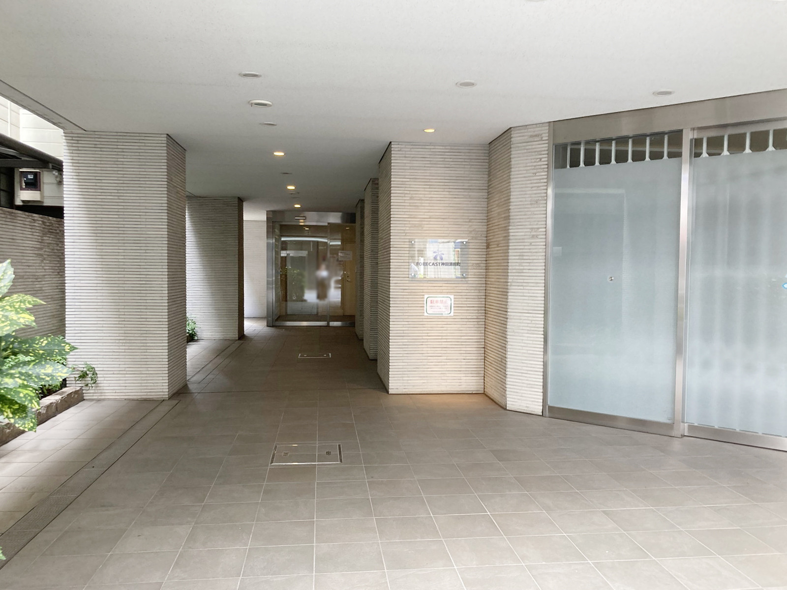 エントランスアプローチ