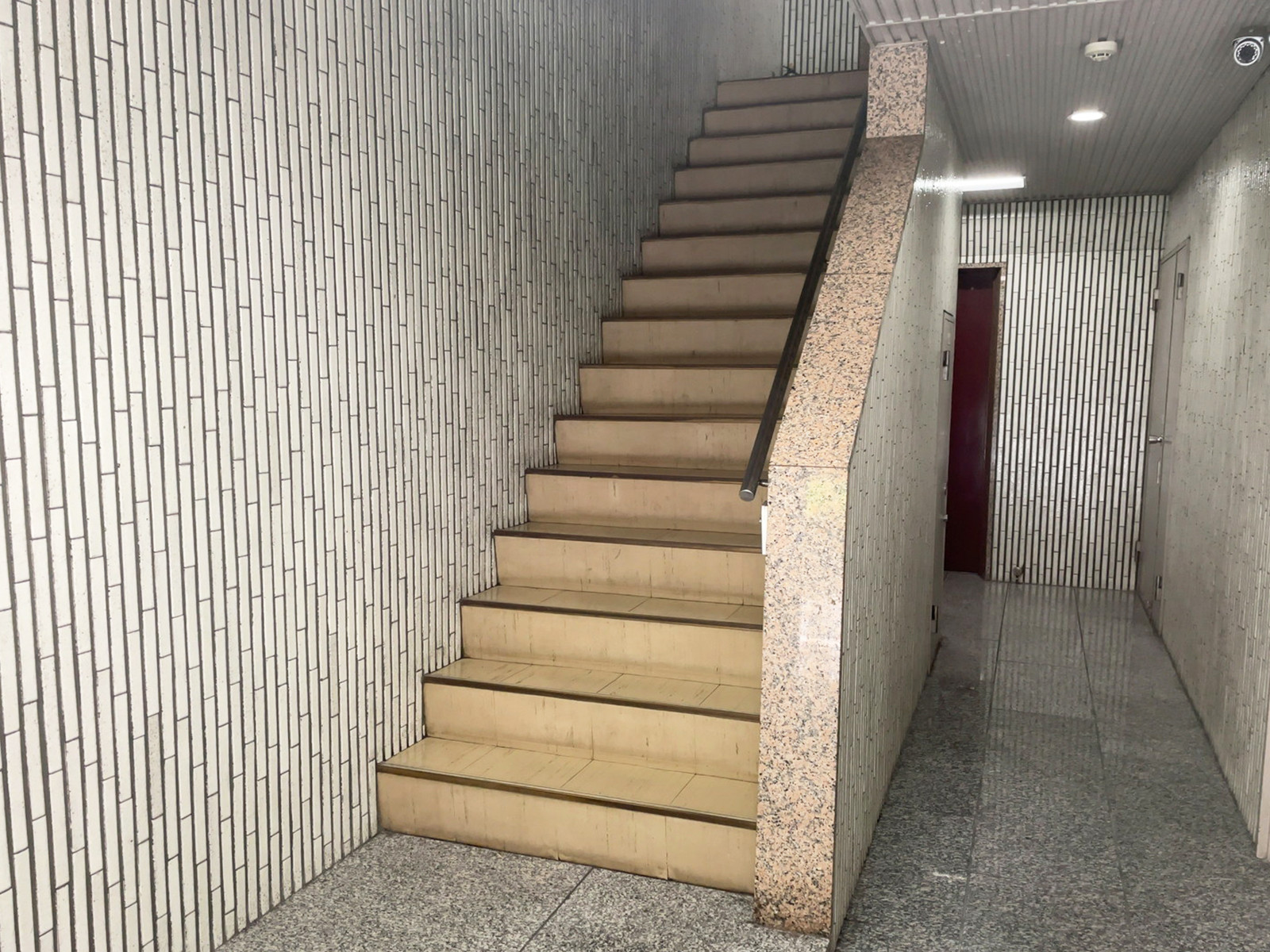 内階段