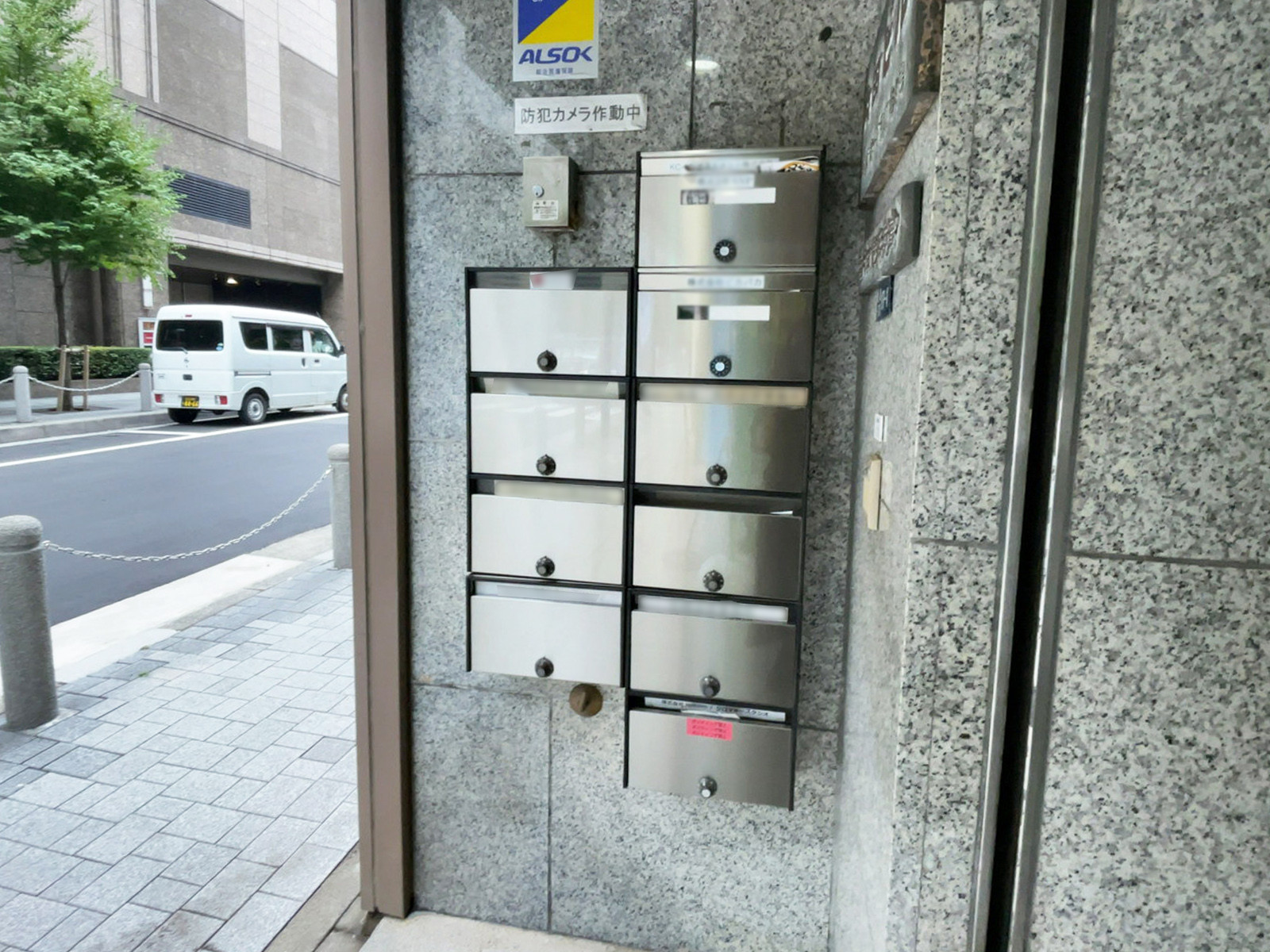 ポスト