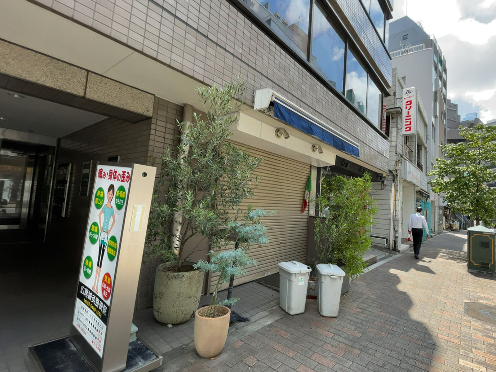1階テナントの様子