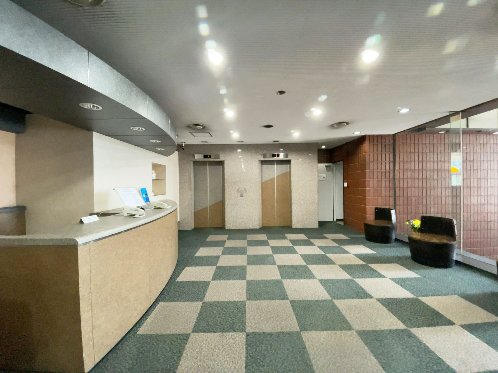 エレベーターホール