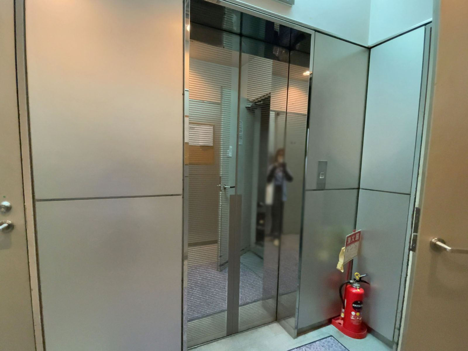 エレベーター