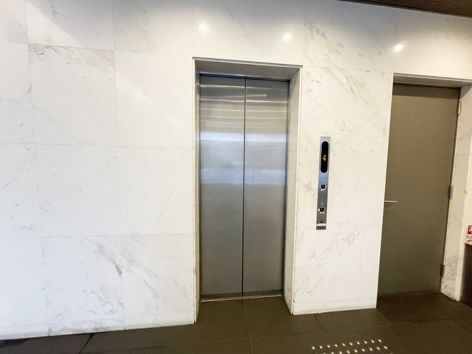エレベーター