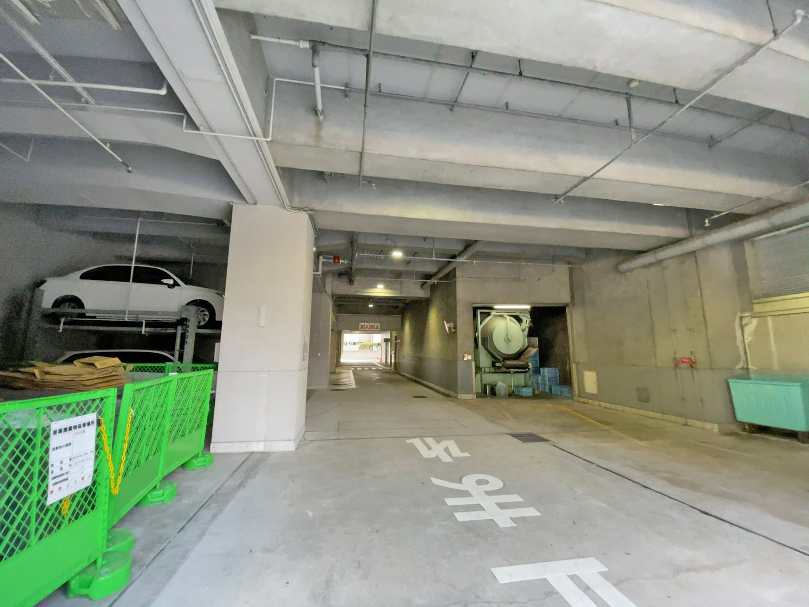 駐車場