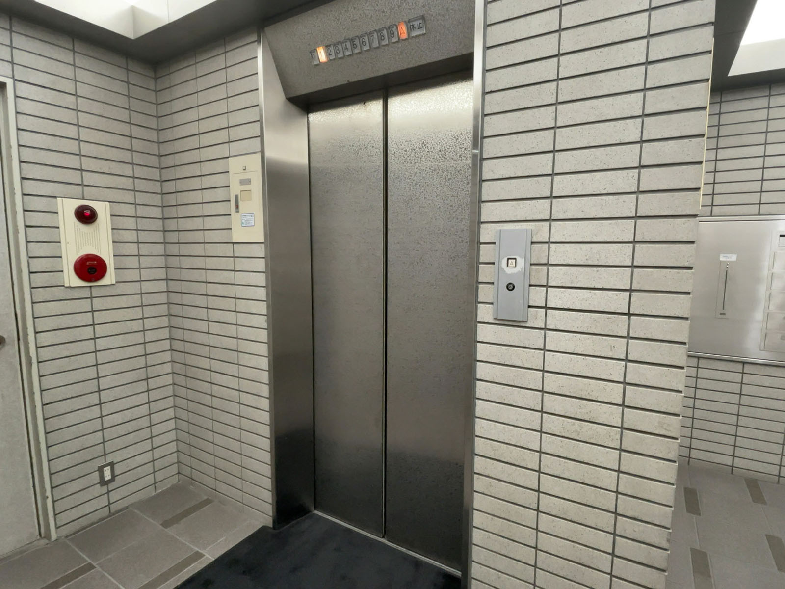 エレベーター