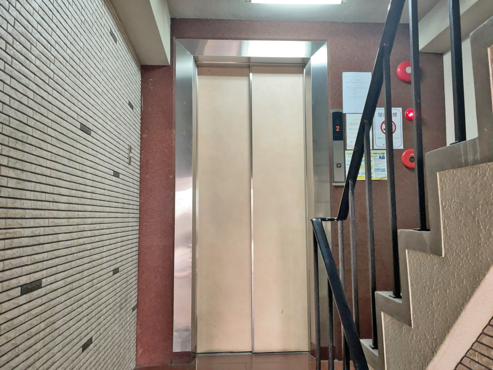 エレベーター