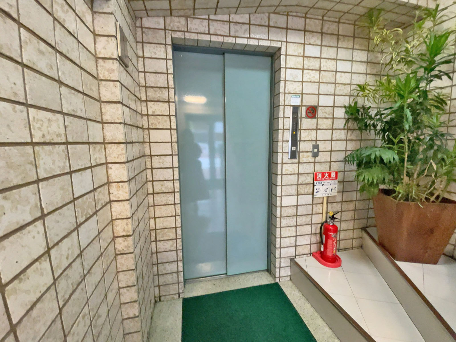 エレベーター