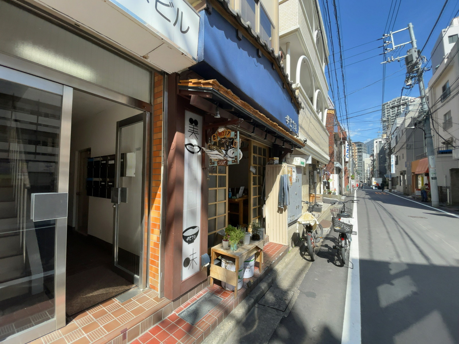 1階の飲食店