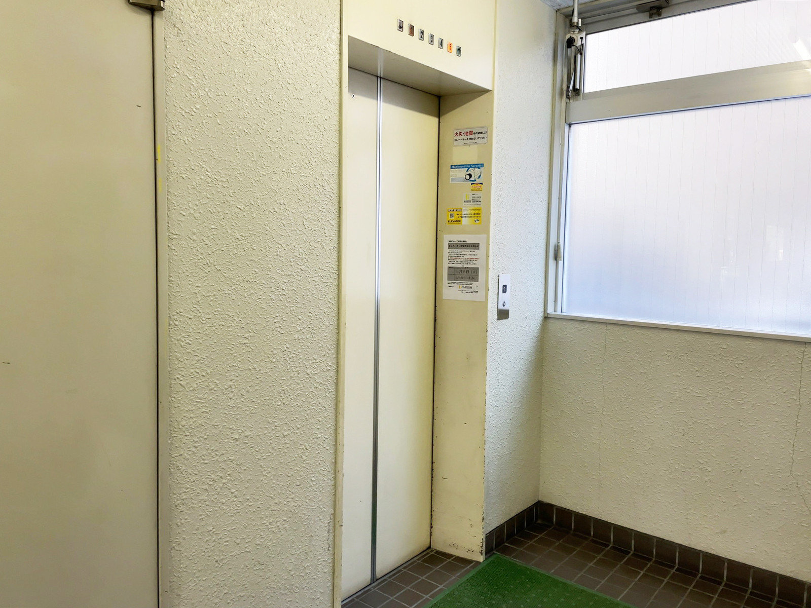 エレベーター