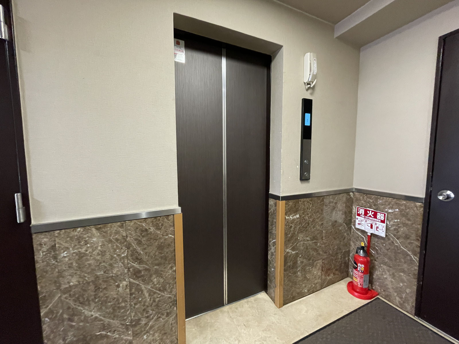 エレベーター