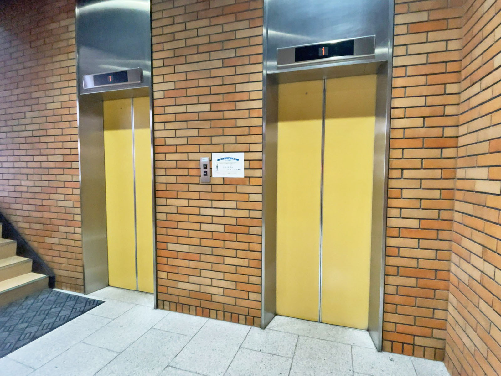 エレベーター