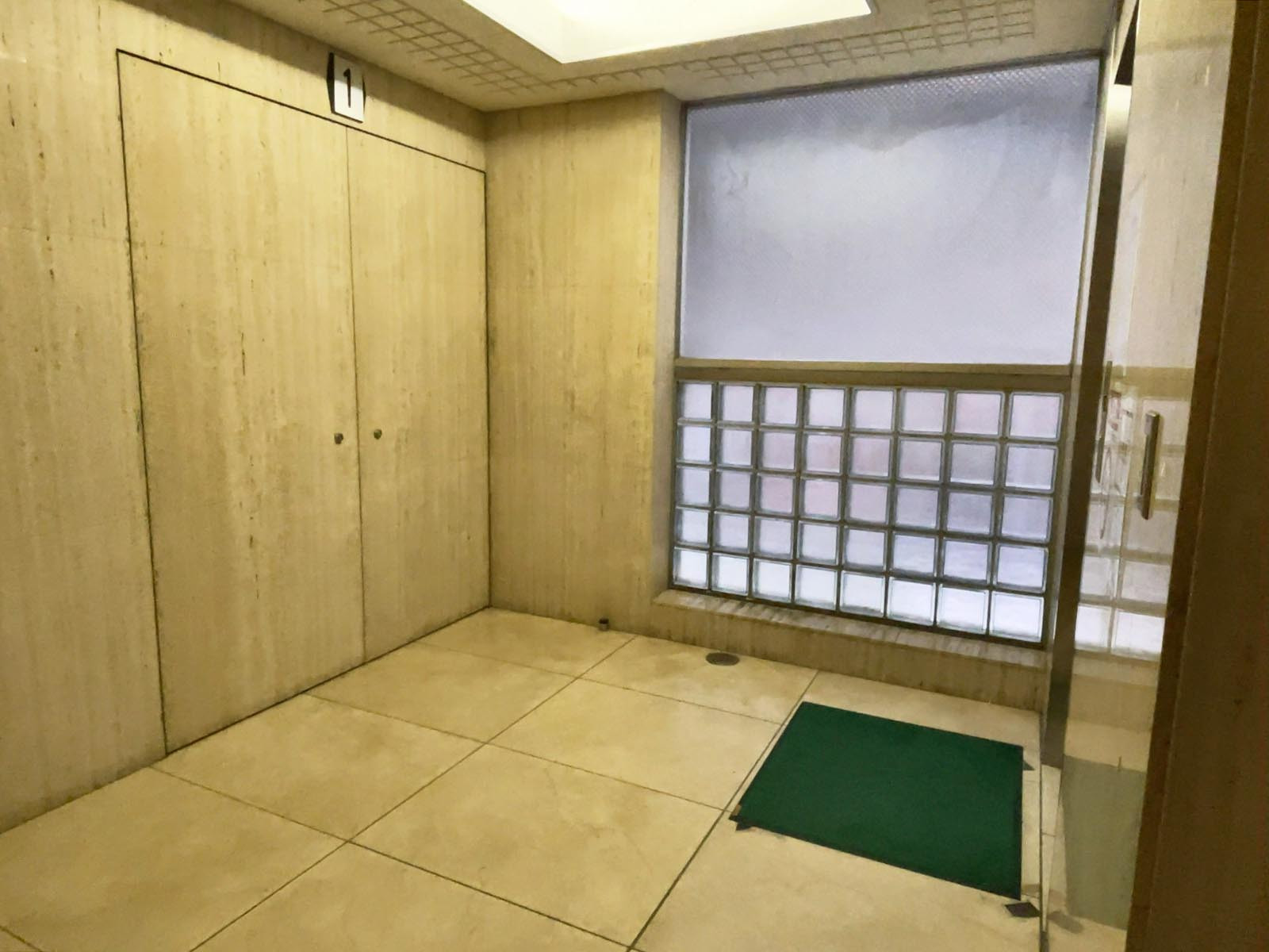 エレベーターホール