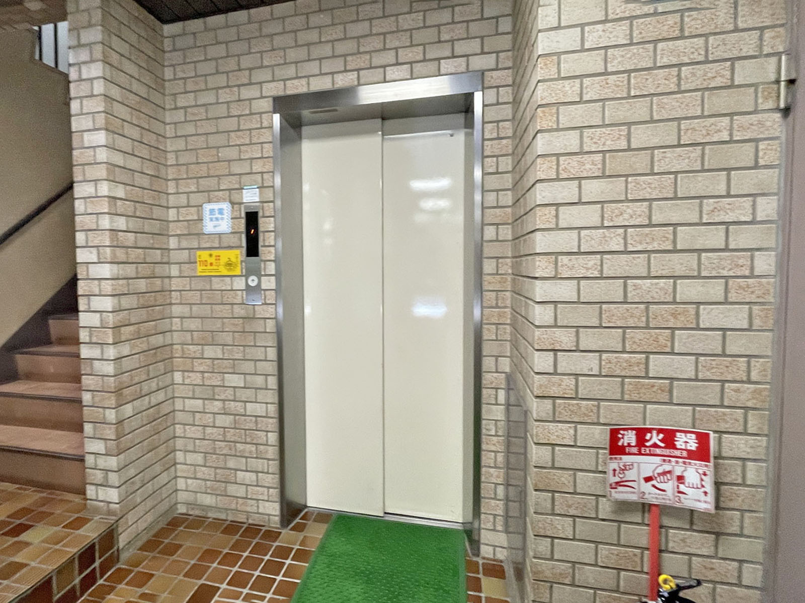 エレベーター