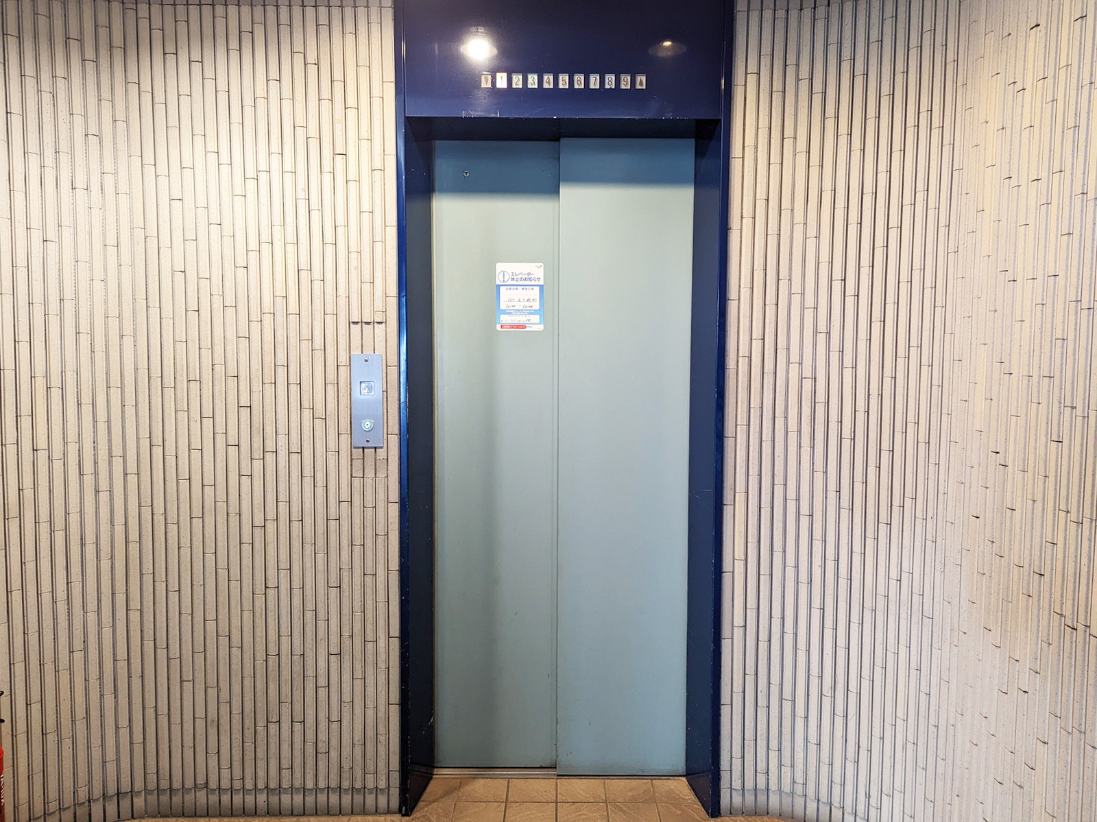 エレベーター