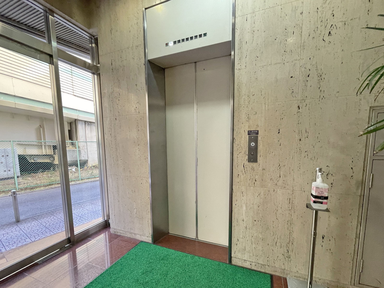 エレベーター