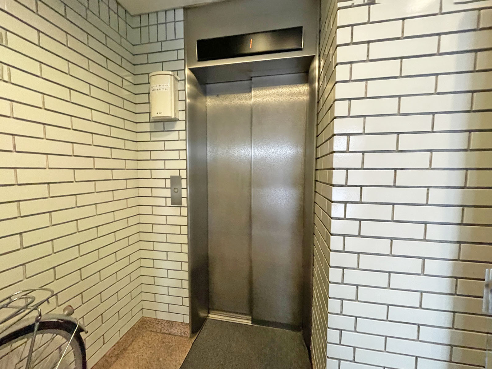 エレベーター