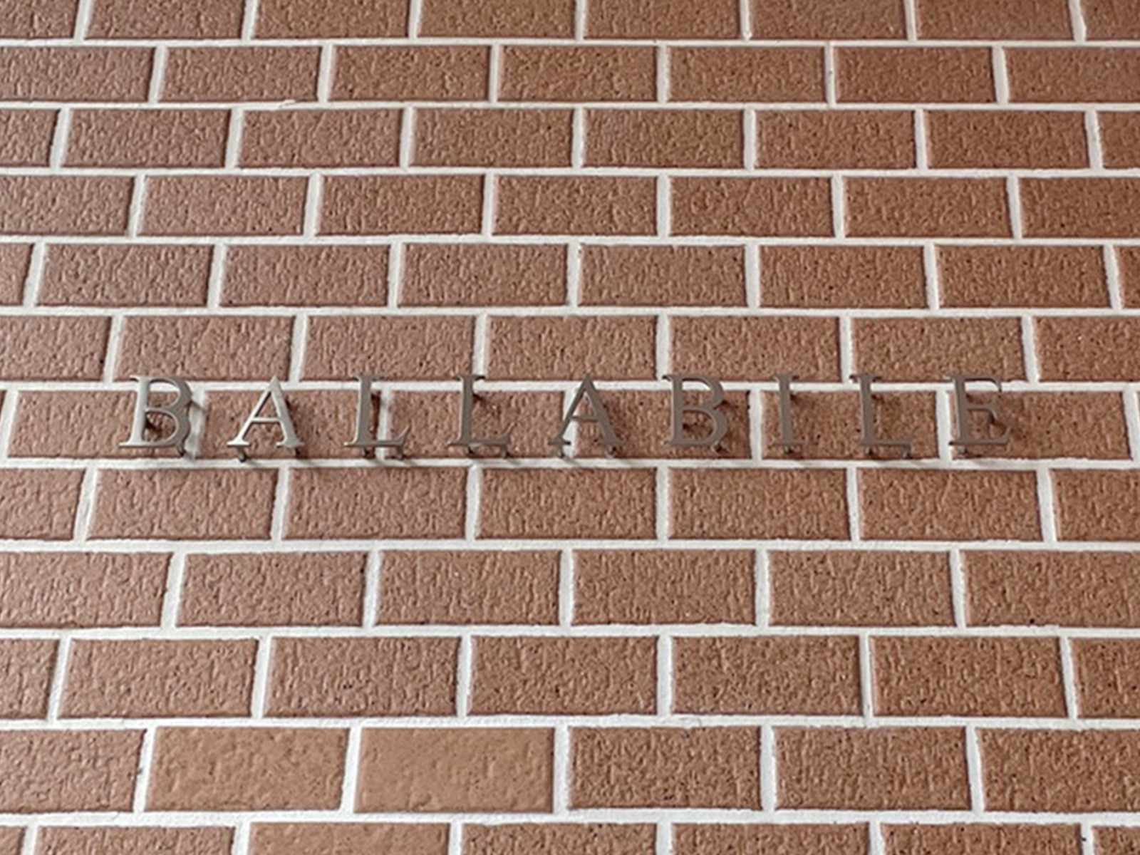 ネームプレート：Ballabile