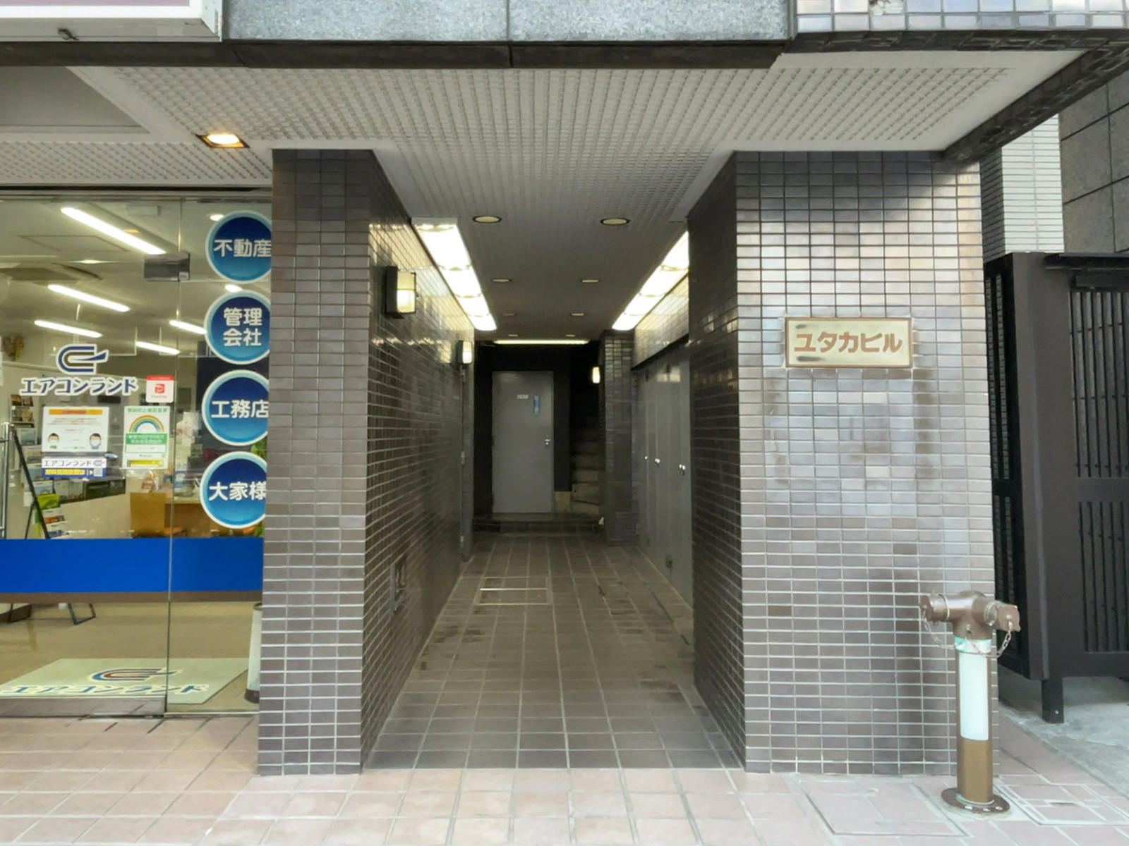 エントランスアプローチ