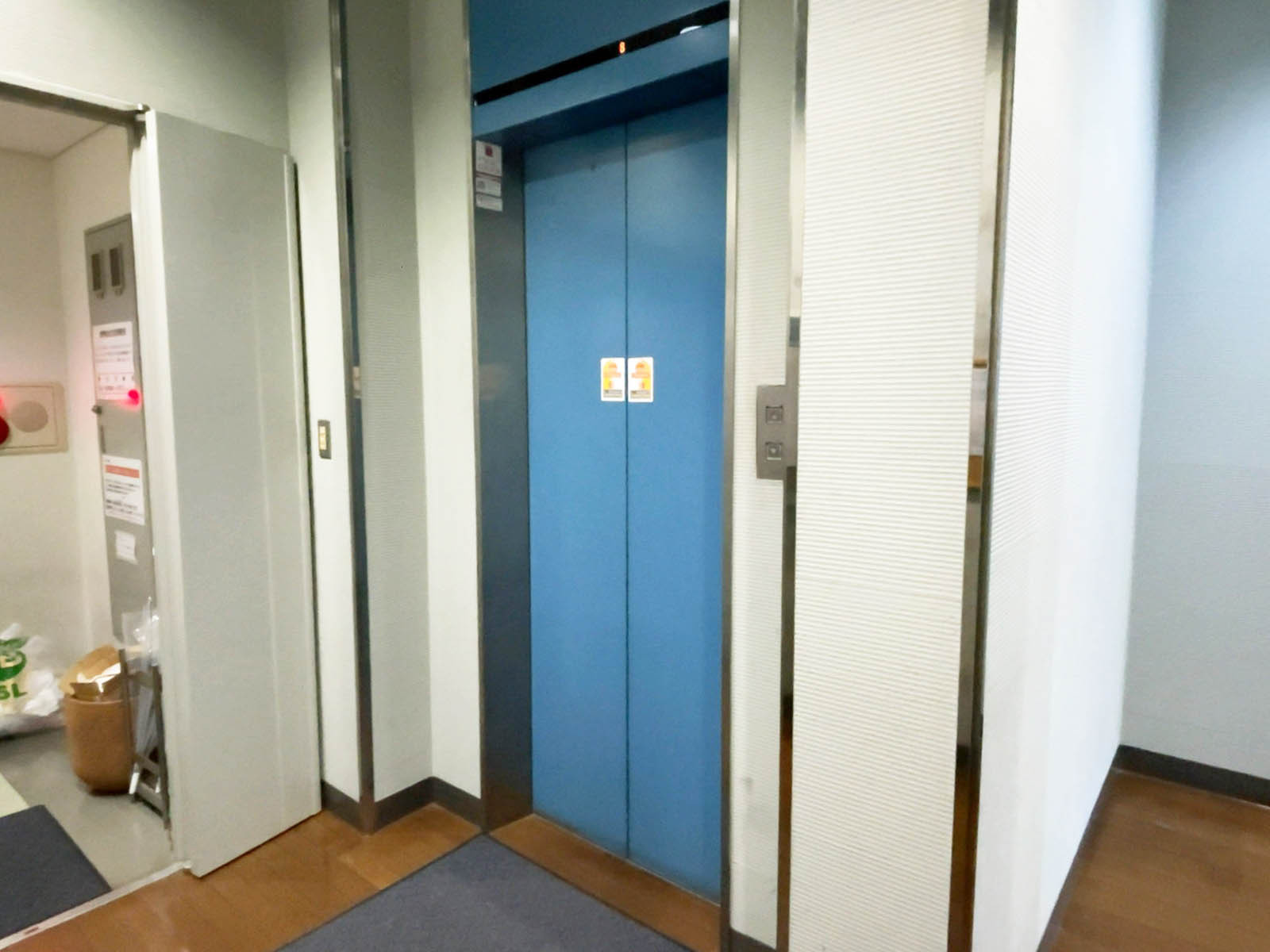 エレベーター