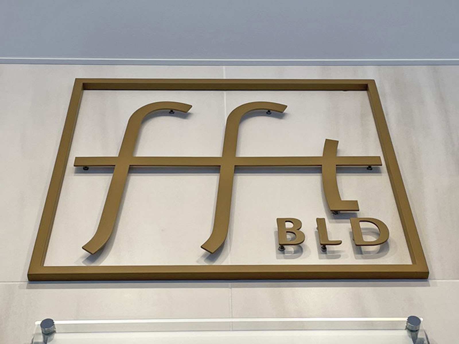 ネームプレート：fft Bldg.