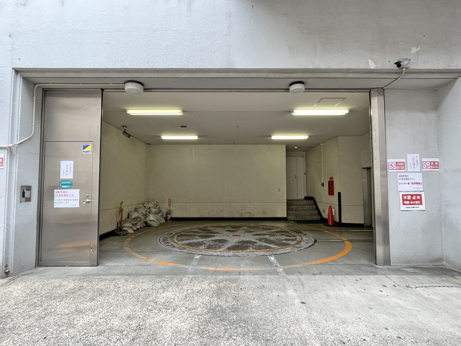 駐車場