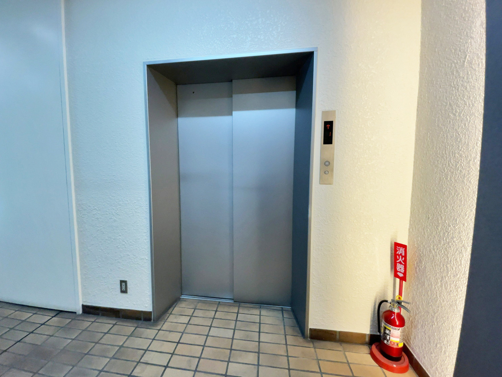 エレベーター
