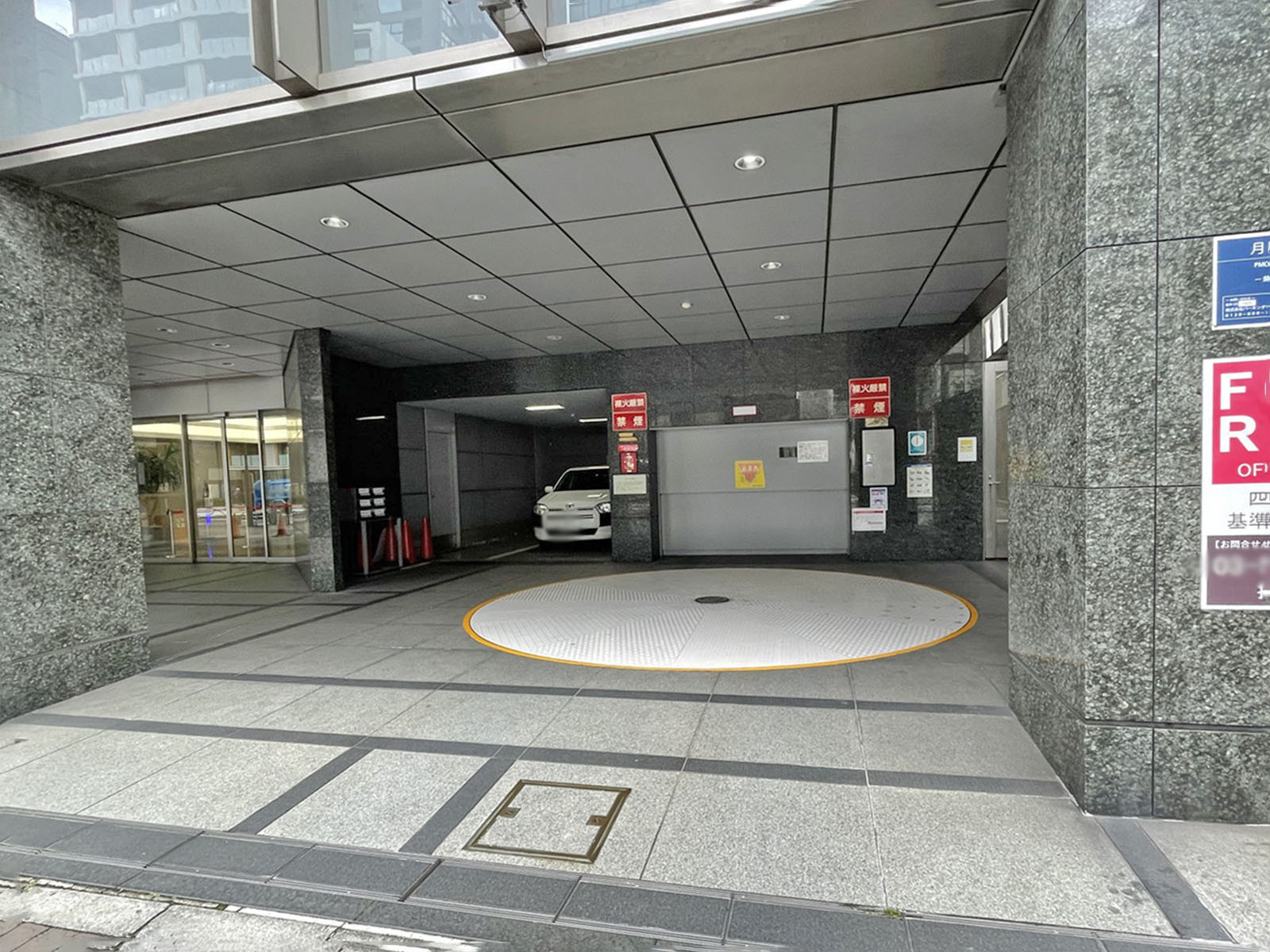 駐車場