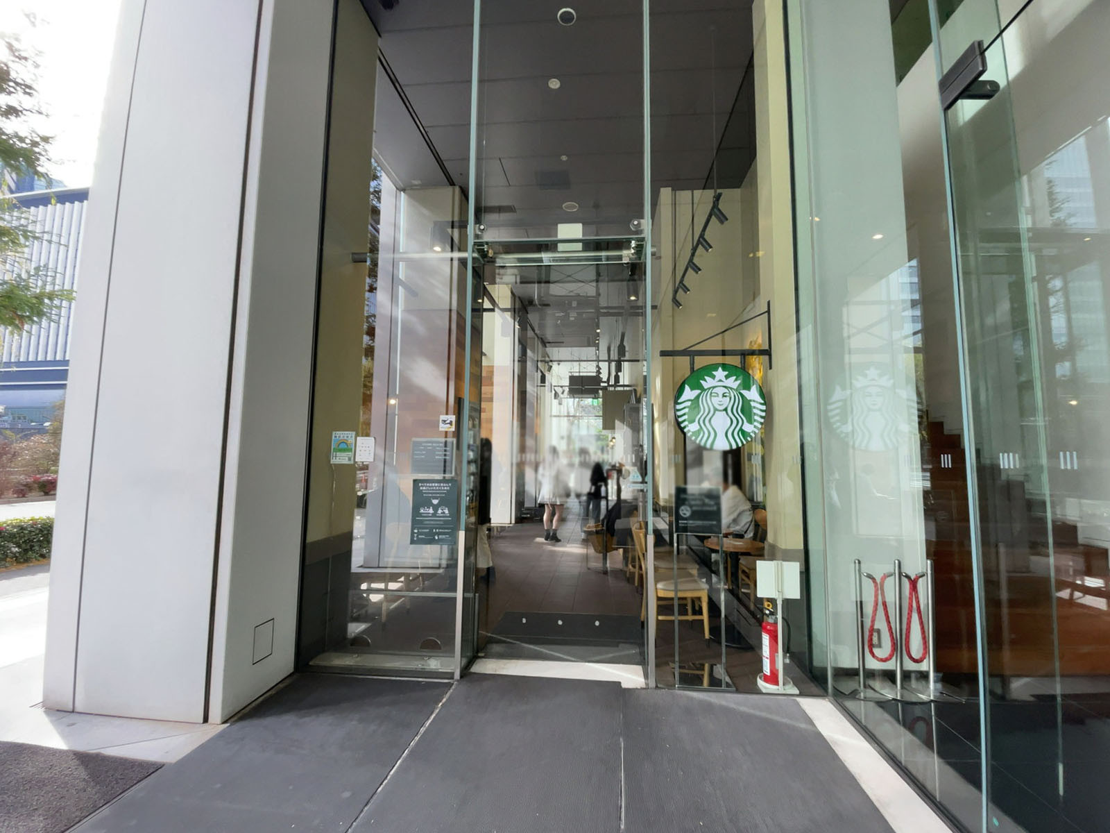 1階のスターバックス コーヒー 東銀座店