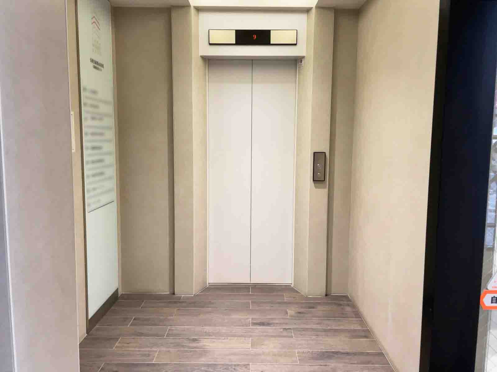 エレベーター(1基)