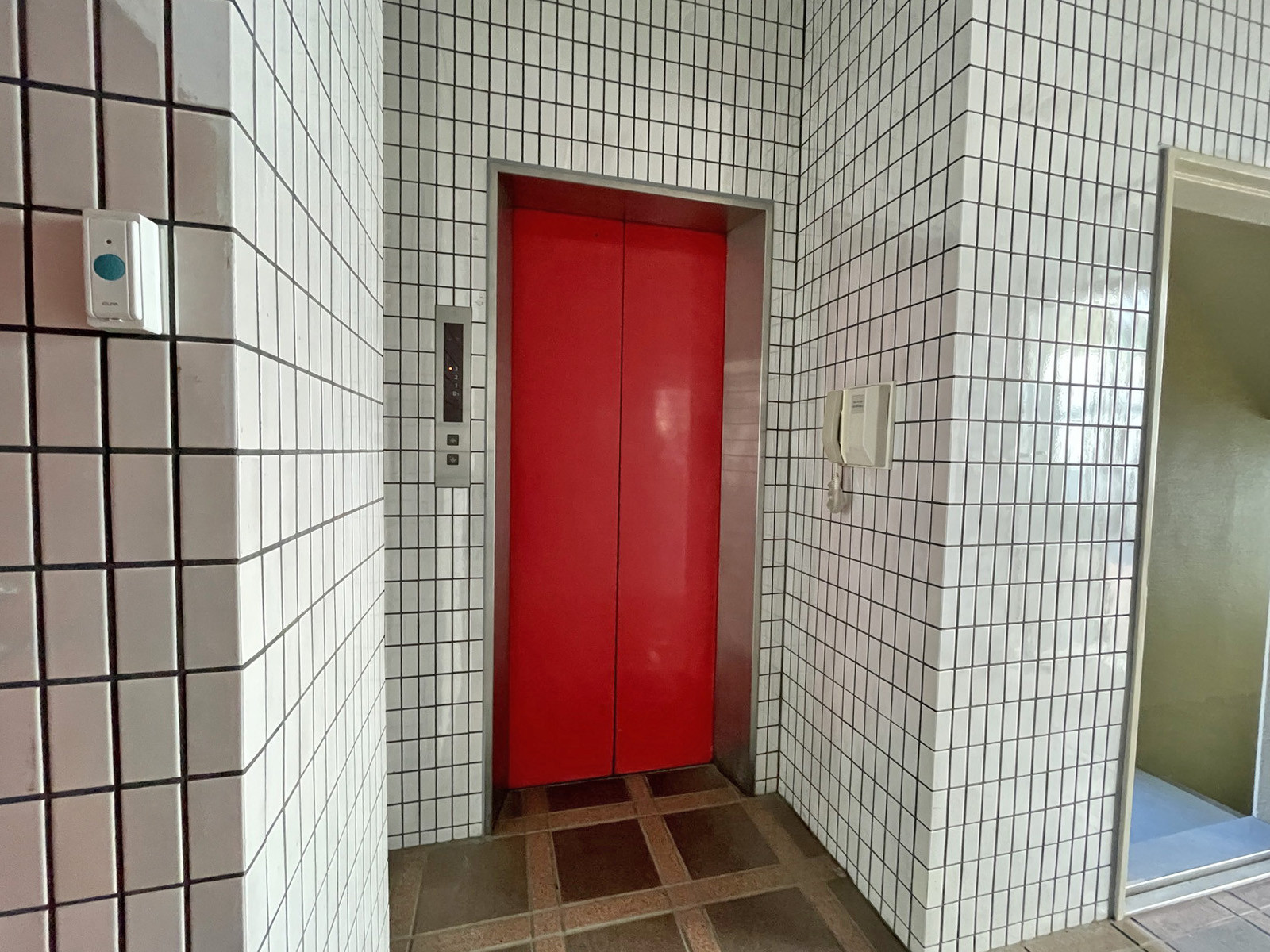 エレベーター