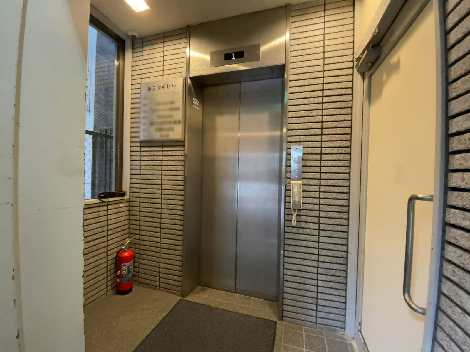 エレベーター