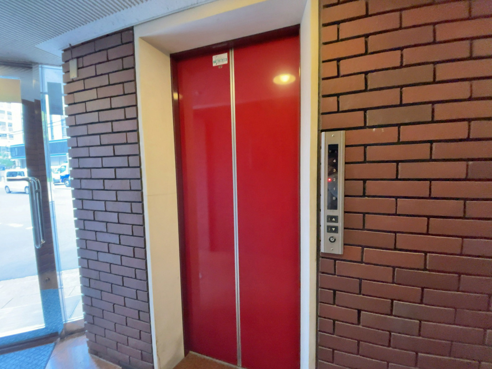 エレベーター