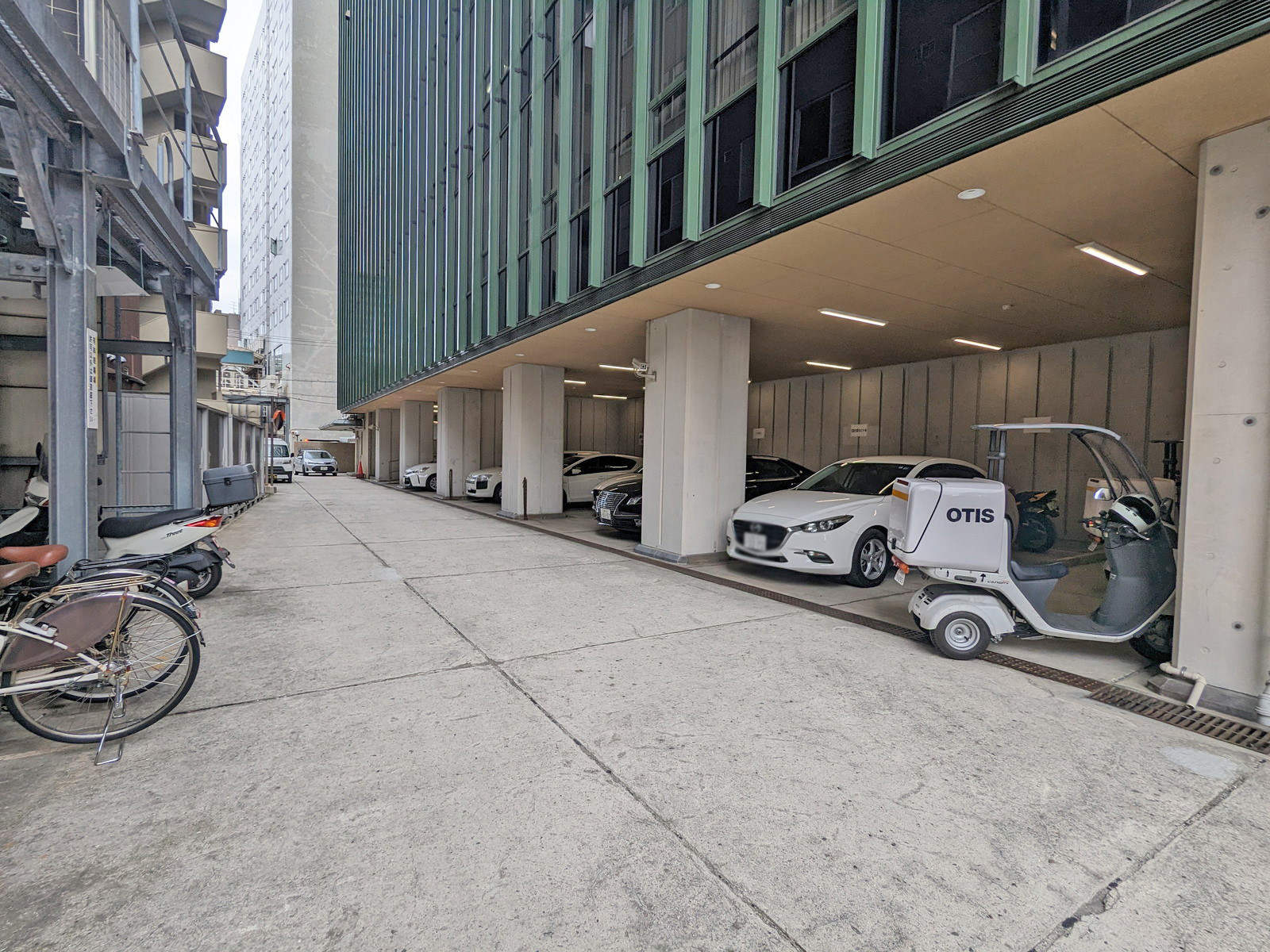 駐車場