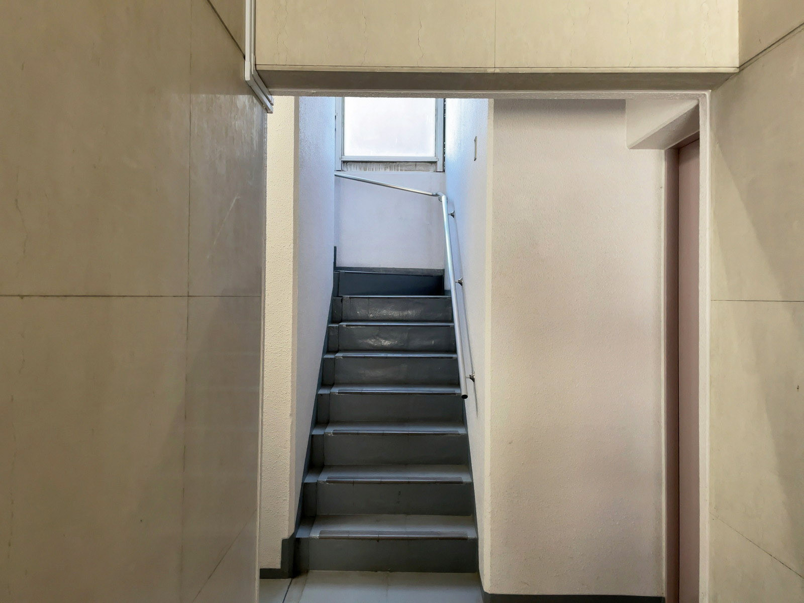 内階段