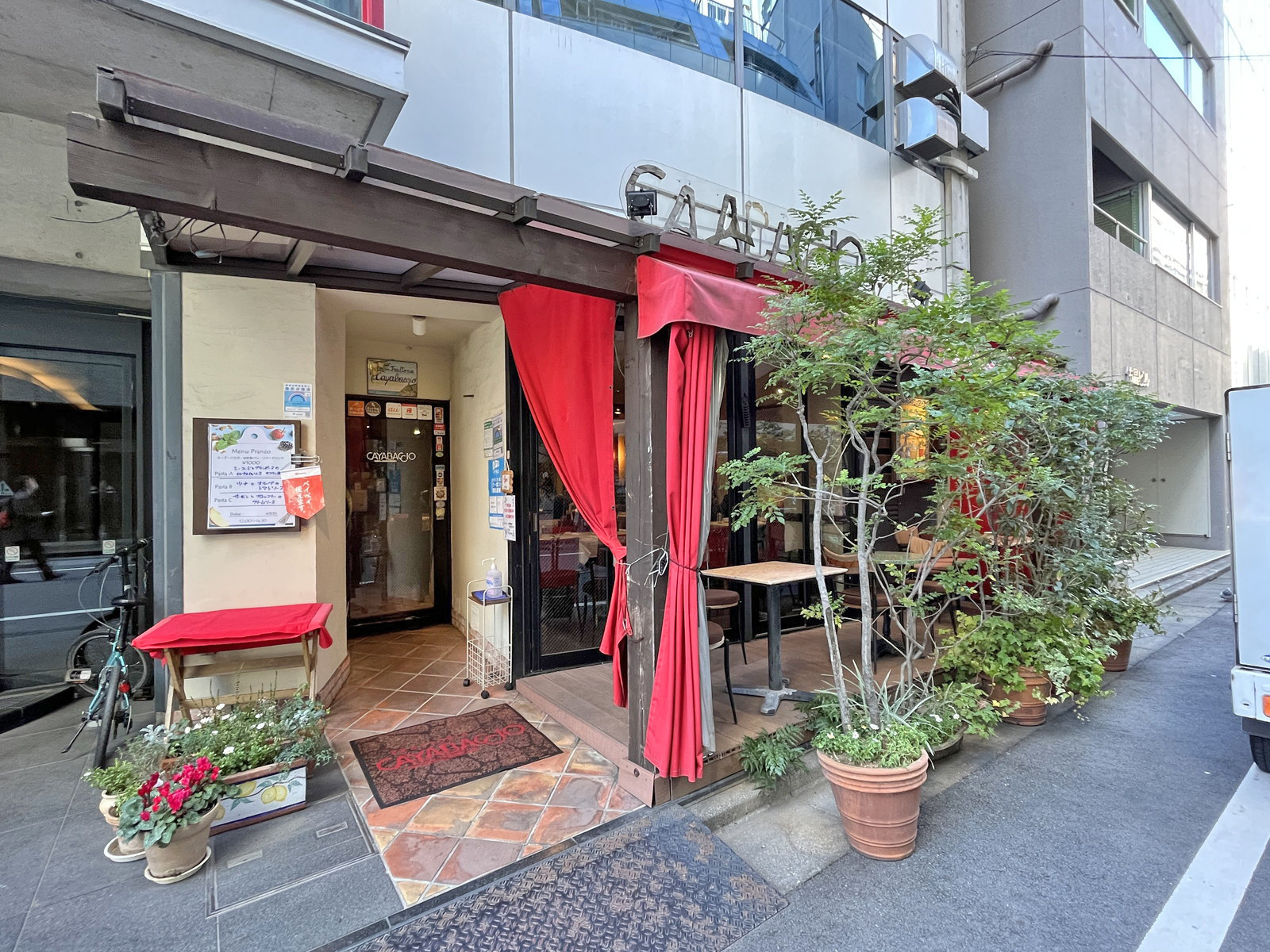 1階の飲食店