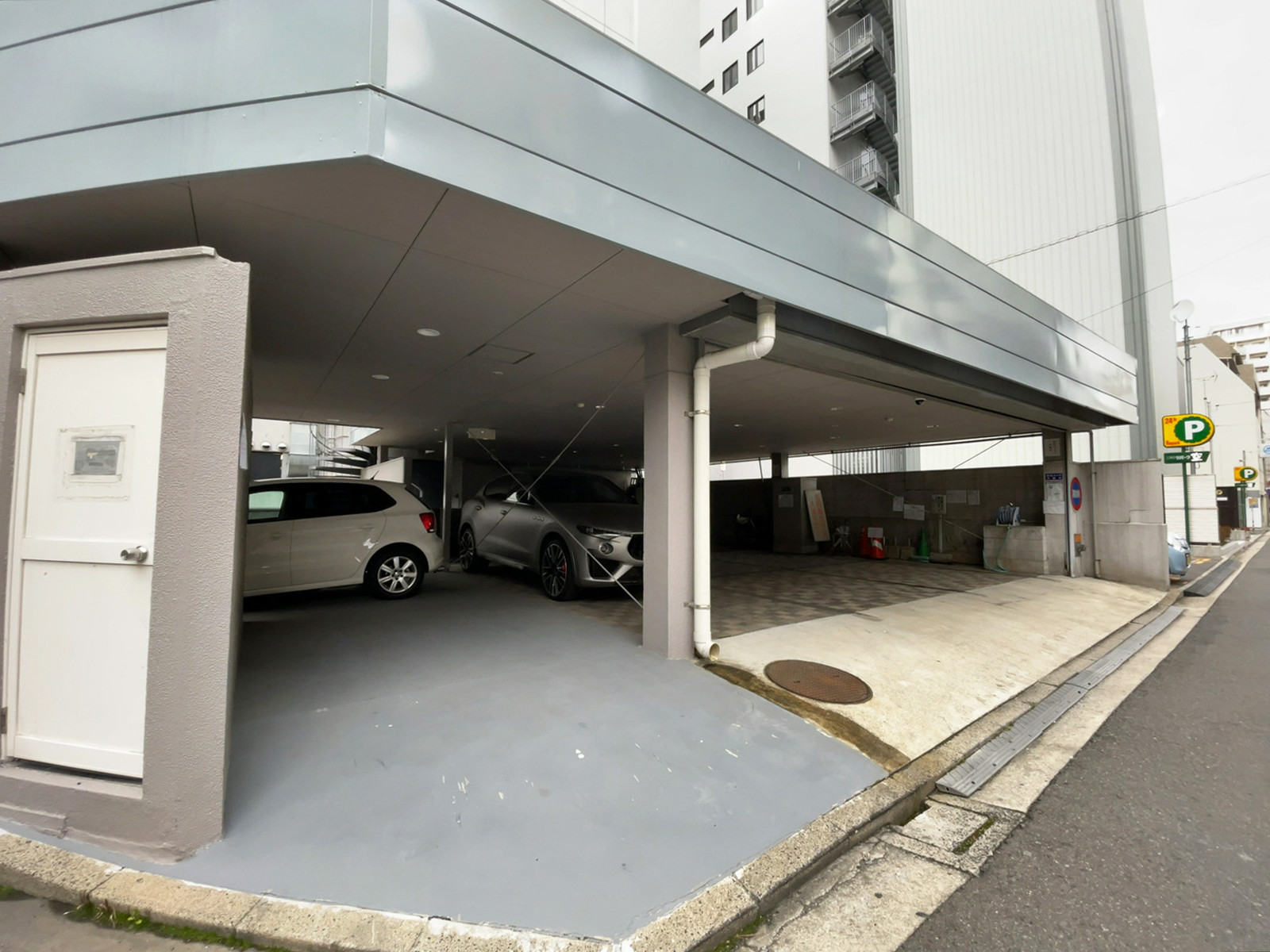 駐車場