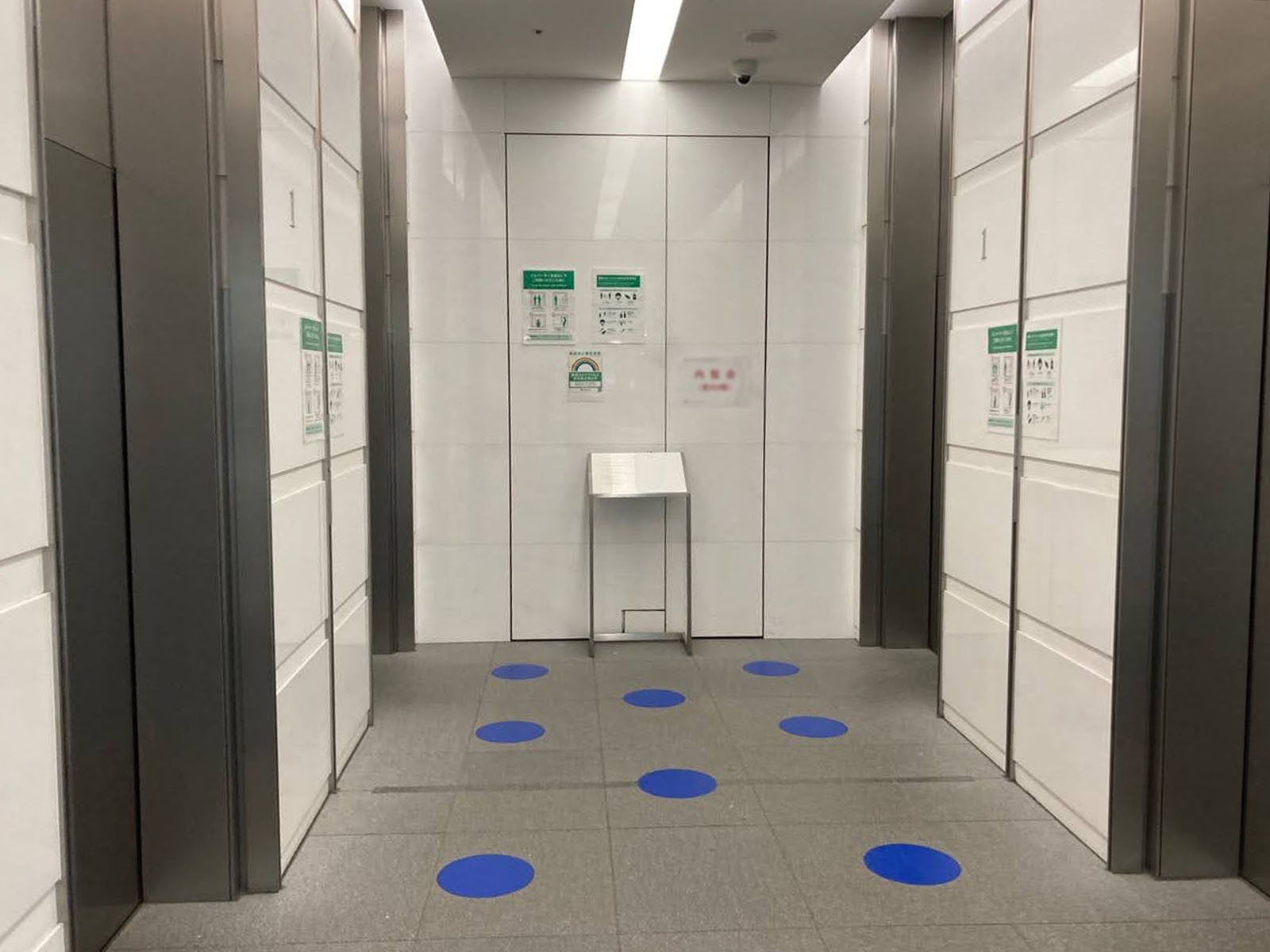 エレベーター