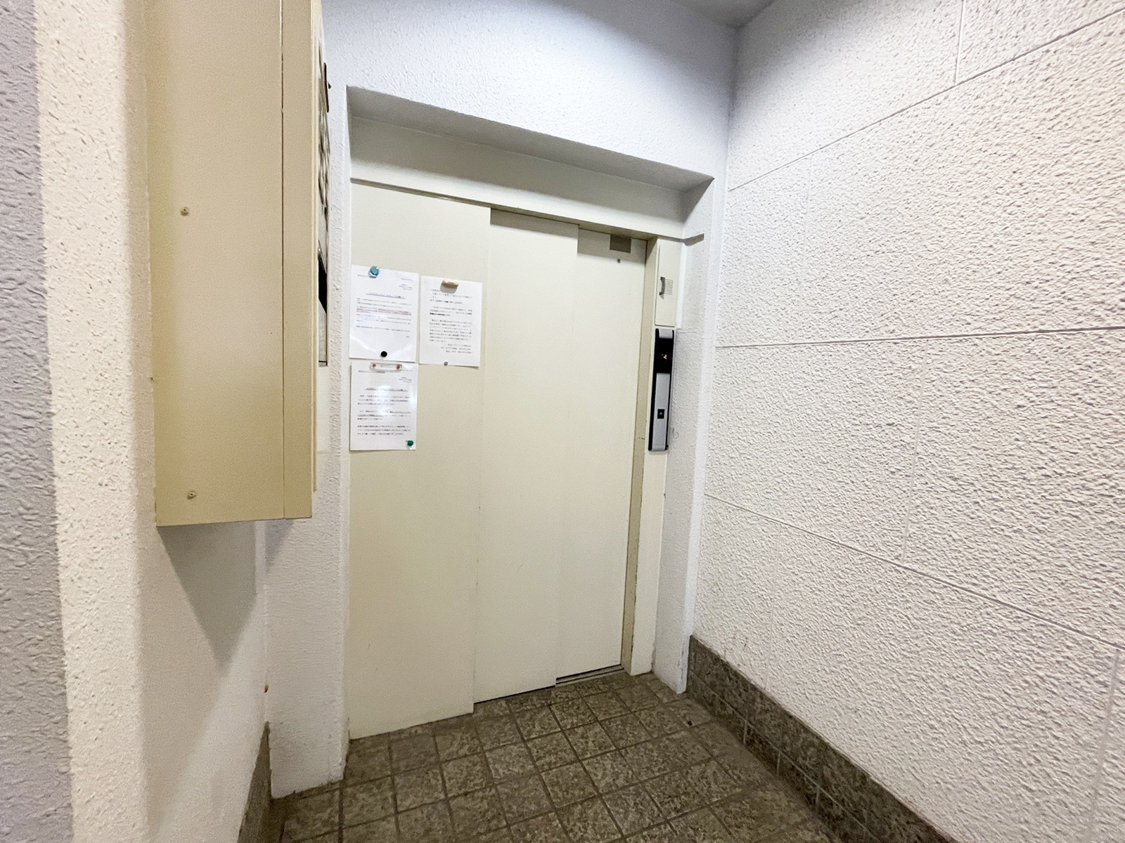 エレベーター