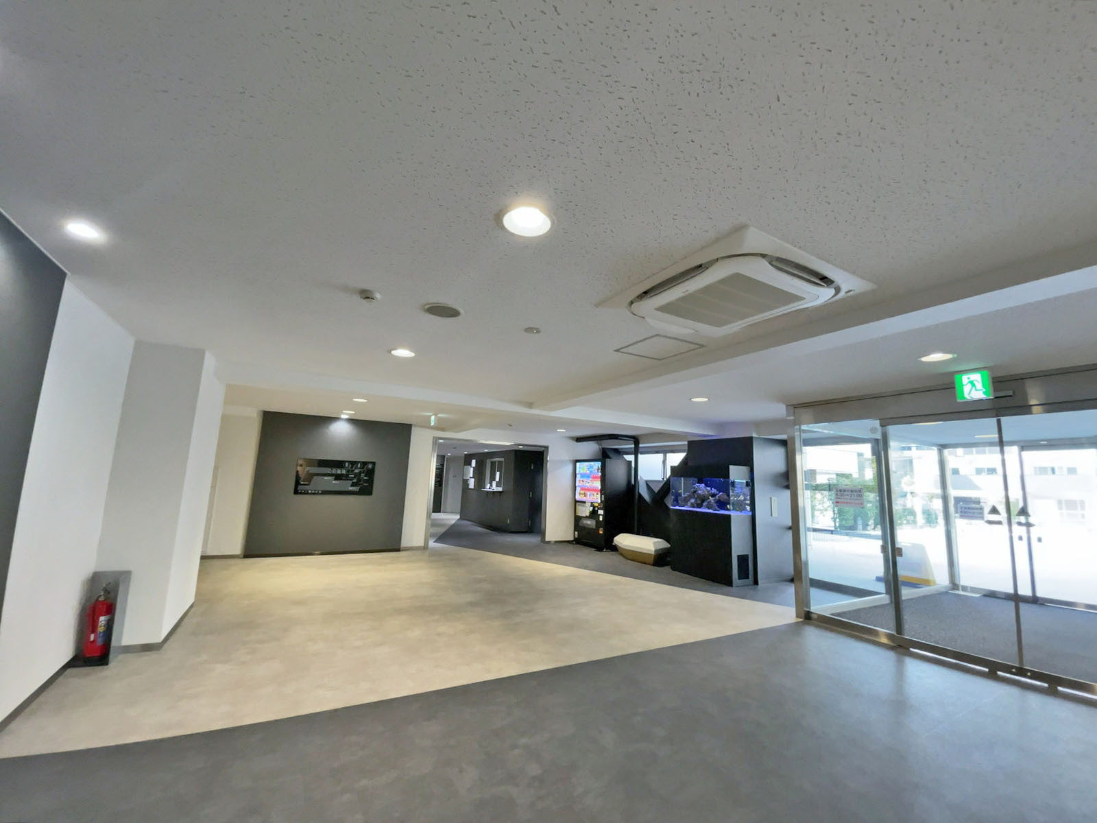 エントランス