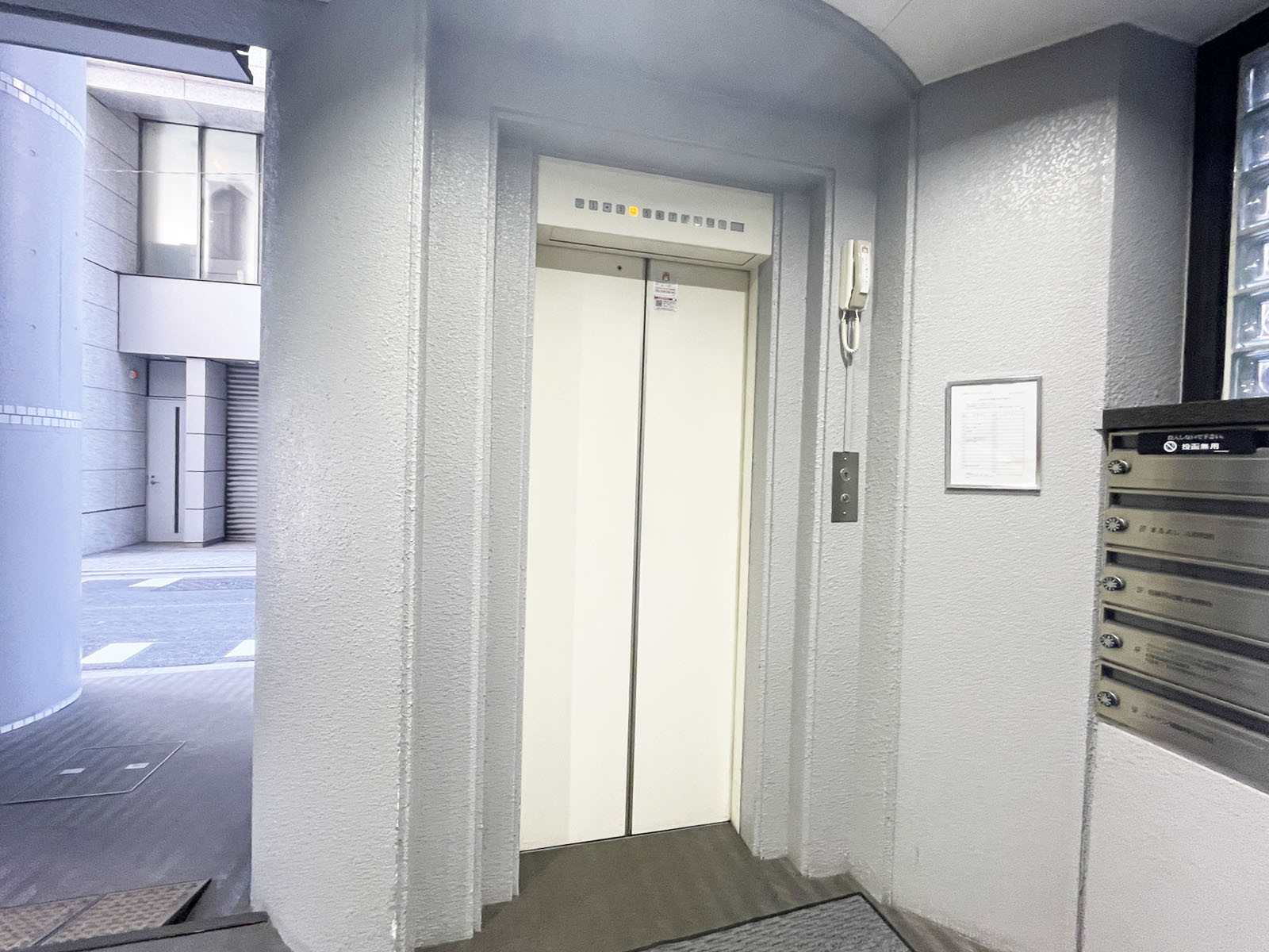 エレベーター